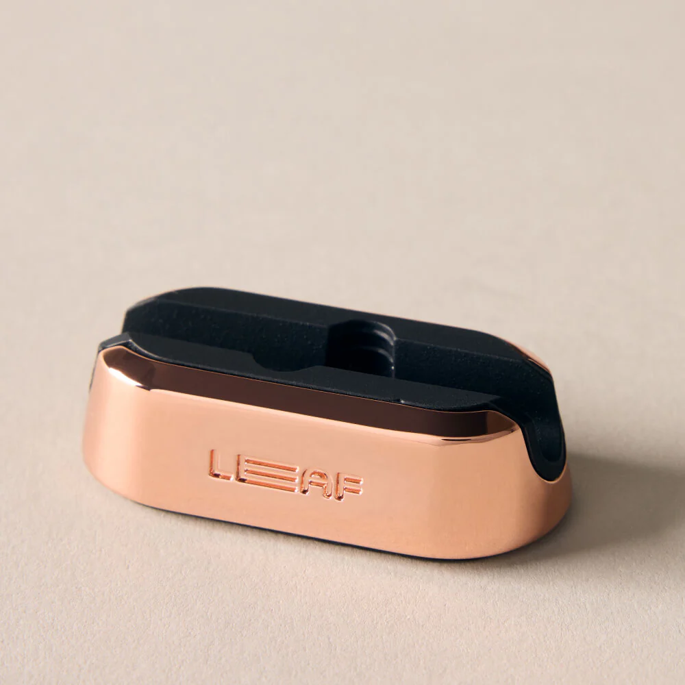Dermaplaner Stand - Image 5